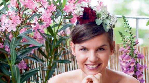 Gartenfr&auml;ulein Silvia Appel aus W&uuml;rzburg auf ihrem Balkon.  Bilder: &copy; EMF/Silvia Appel