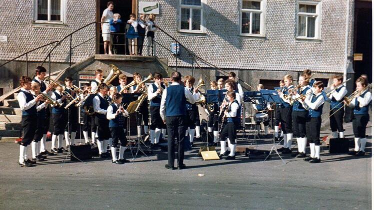 Auftritt bei der Kirmes im Jahr 1972. Foto: Archiv JBO Scholz