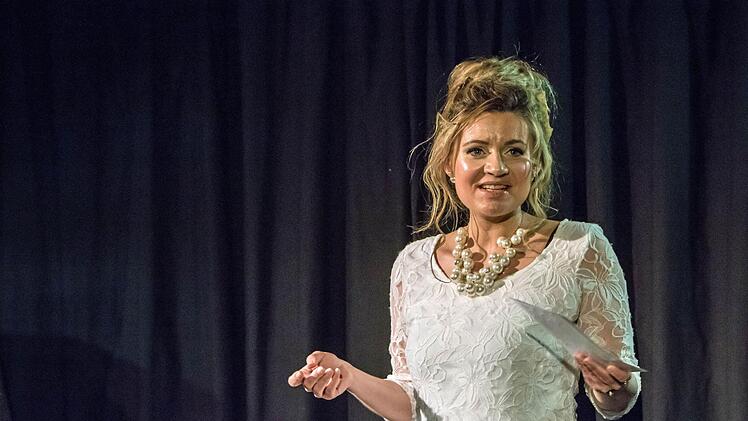 Katrin Lion moderierte.Foto: Jochen Berger