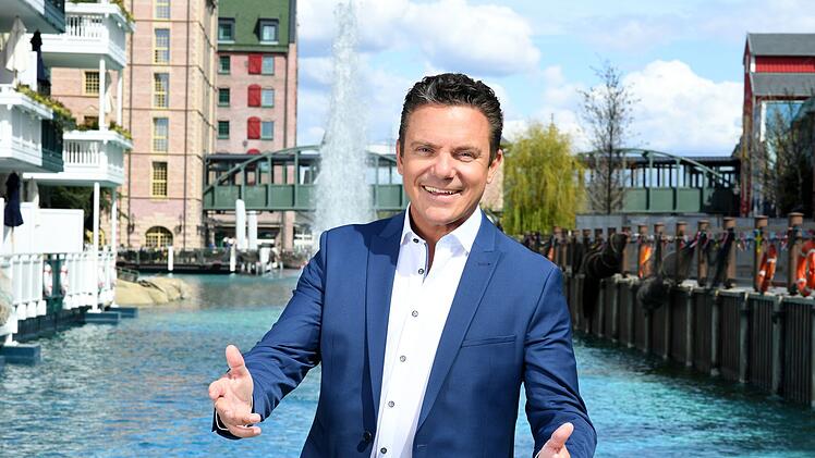 Stefan Mross feiert im Europa-Park Rust den 30. Geburtstag seiner Show "Immer wieder sonntags", die er selbst seit 20 Jahren moderiert.