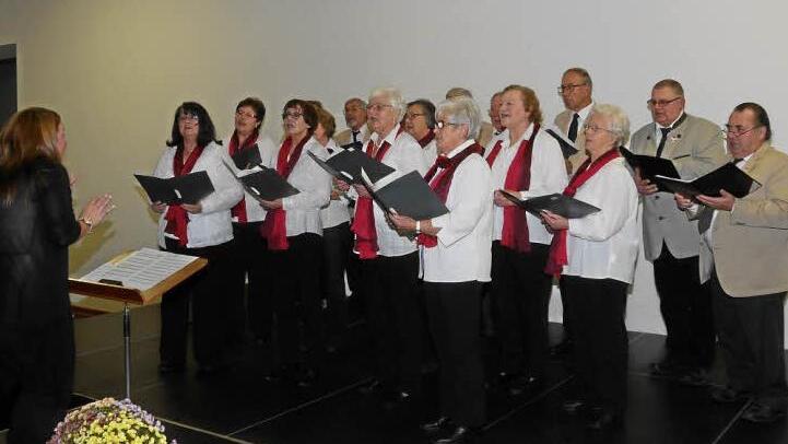 Der Gesangverein Eyrichshof unter der Leitung von Helena Perez Martinez.