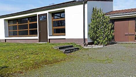 Wird in der ehemaligen Grundschule in Guttenberg ein Dorftreff eingerichtet? Die Mehrheit im Gemeinderat ist dafür. Foto: Klaus-Peter Wulf