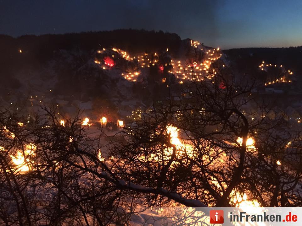 Beschluss der Ewigen Anbetung in Pottenstein - Lichterfest  in der Fränkischen Schweiz