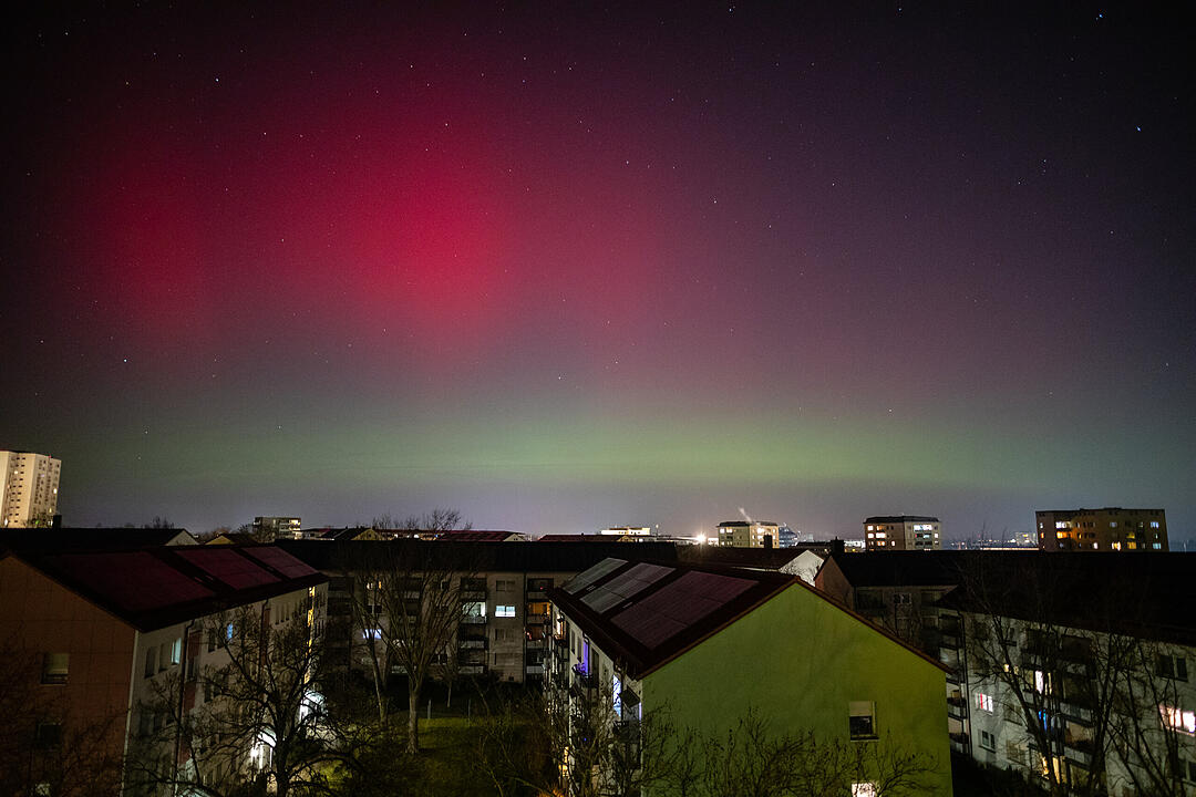 Polarlichter &uuml;ber F&uuml;rth: Rot-Gr&uuml;nes-Spektakel am Nachthimmel