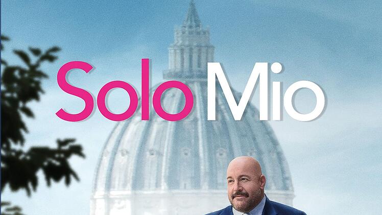 In "Solo Mio" wird Kevin James vor dem Altar versetzt. Also beschlie&szlig;t er, allein auf Hochzeitsreise zu gehen.