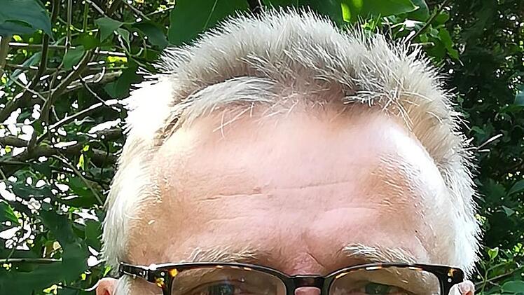 ... Volkmar Schulze vertreten eine Gruppe von Bürgern, die beide Gebäudeteile erhalten wollen. Fotos: privat