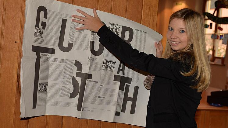 Auch eine Zeitung mit vielen Informationen um den Biohof und fränkische Produkte gehört zu den Entwürfen der jungen Mediendesignerin. In das einseitig bedruckte Papier kann Brot oder Gemüse eingewickelt werden.