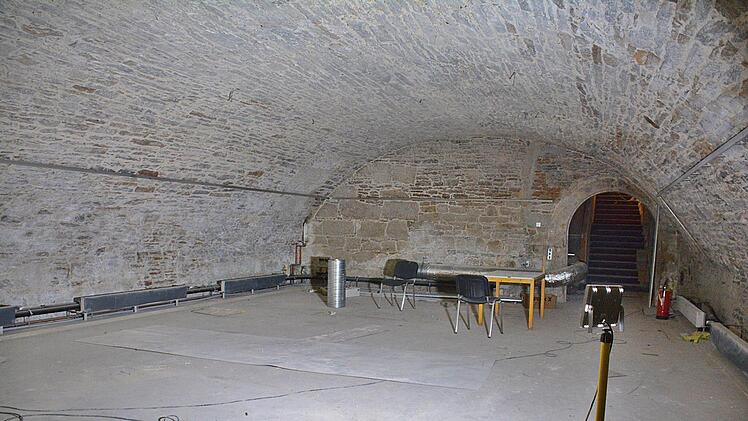 Im Gewölbekeller des Museum Schranne in Bad Königshofen soll ein Ausstellungs- und Veranstaltungsraum entstehen. Sonderausstellung zum Thema "Grabfeld" und Präsentationen der Archäologischen Staatssammlungen könnten hier stattfinden. Foto: Hanns Friedrich