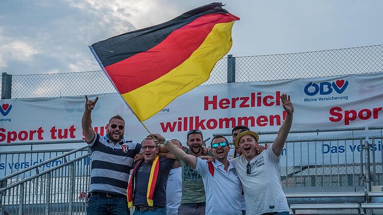 Deutsche Fans Foto: Wolfgang Benedik