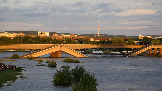Br&uuml;ckeneinsturz in Dresden