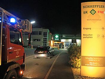 Großeinsatz bei Schaeffler in Höchstadt. Foto: News5/Merzbach