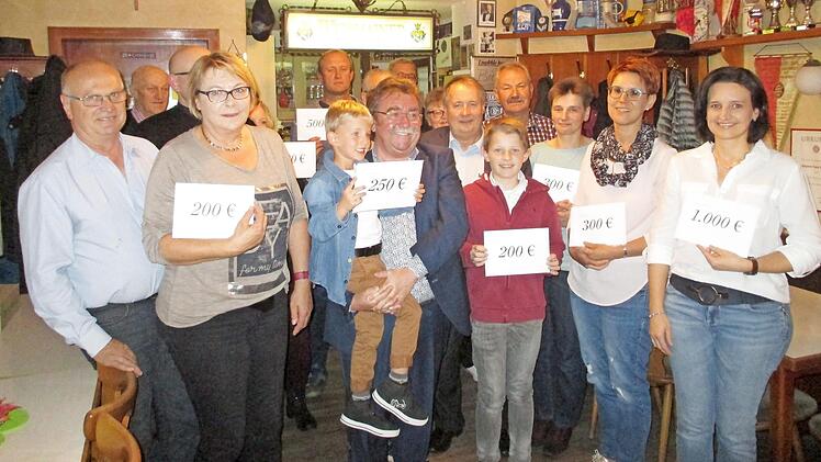 Zahlreiche Vereine freuten sich über Zuwendungen Sepp Geigers. Foto: p