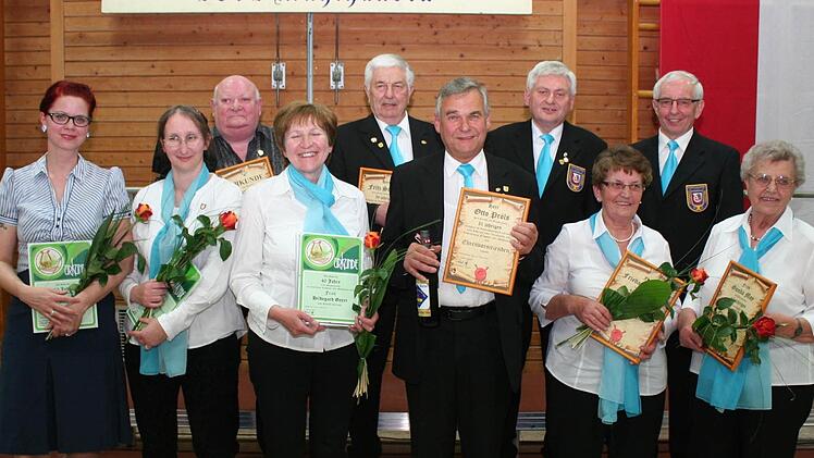 Die treuen Mitglieder des Liederkranzes Mühlhausen wurden geehrt.