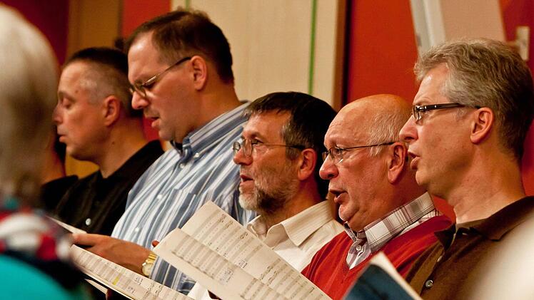 Der Coburger Bachchor probt Monteverdis "Marienvesper". Das Werk erklingt beim "Baustellenkonzert" am Sonntag, 22. November, in der Morizkirche.Foto: Jochen Berger