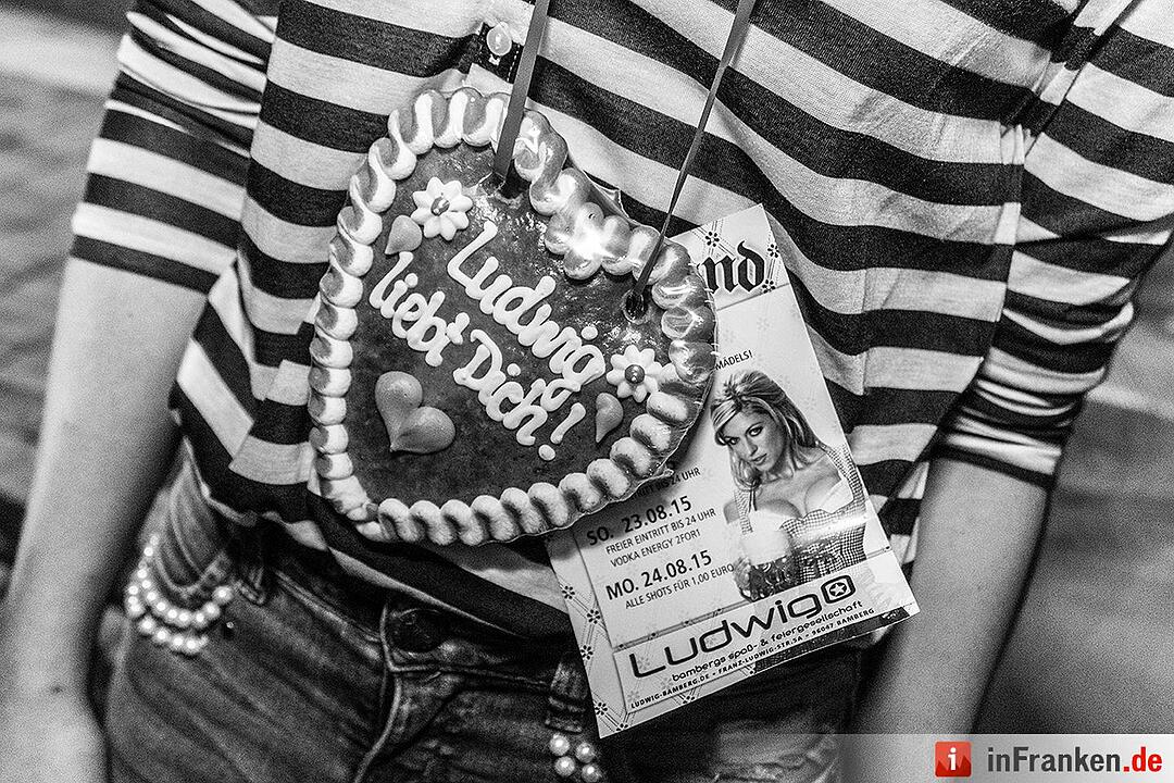 Sandkerwa: Partyfotos