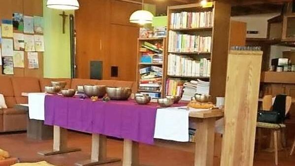 Entspannung ist elementar wichtig bei der Klangschalentherapie.  Foto: Anita Amend