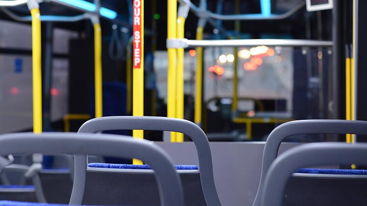 Bus Bahn Streik Verdi ÖPNV Symbolfoto: naeim a/Pixabay