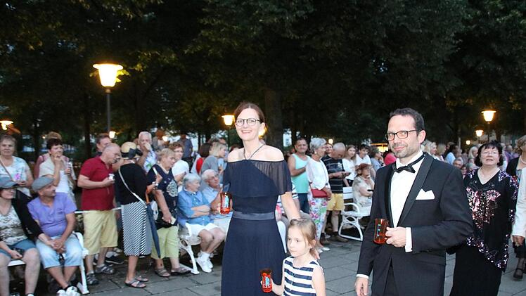 Eindrücke vom Rakoczy-Ball mit Gläser-Polonaise. Foto: Ralf Ruppert