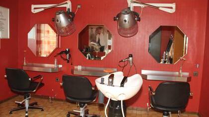Friseur Werner: Schicke Frisuren für Damen und Herren.  Foto: Gerda Völk