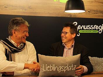 Die Markthalle soll ein "Lieblingsplatz" für die Coburger werden - das wünschen sich Markthallen-Geschäftsführer Werner Häfele (links) und Regionalmanager Stefan Hinterleitner. Ulrike Nauer