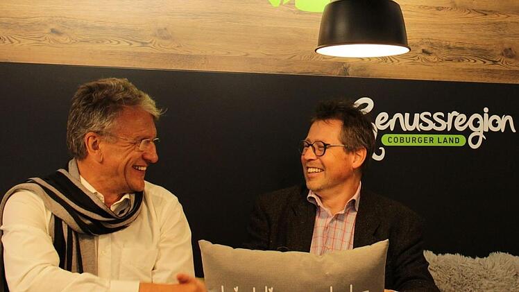 Die Markthalle soll ein "Lieblingsplatz" für die Coburger werden - das wünschen sich Markthallen-Geschäftsführer Werner Häfele (links) und Regionalmanager Stefan Hinterleitner. Ulrike Nauer
