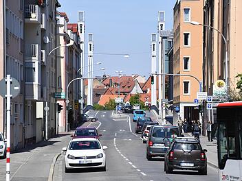 Die Innere Löwenstraße: Vergangenes Jahr hatten Anwohner dort eine Geschwindigkeitsreduzierung auf Tempo 30 gefordert.  Doch weil die rechtlichen Voraussetzungen nicht gegeben waren, gilt nach wie vor Tempo 50.Ronald Rinklef