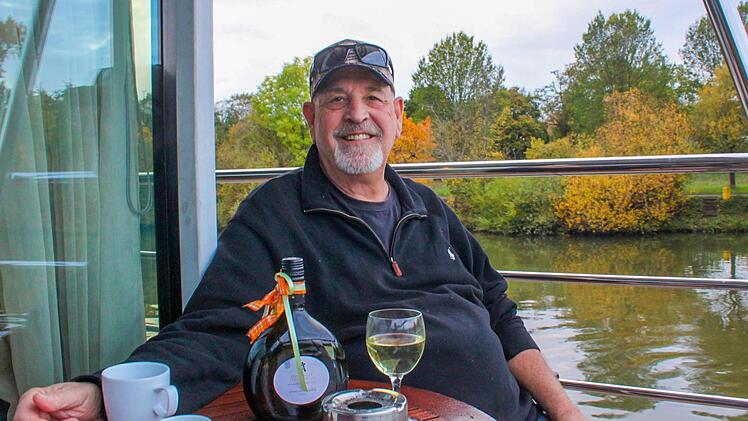 John Almond aus Arizona genießt einen Frankenwein. Er sieht Bamberg als Geheimtipp und rät, die Stadt in den USA besser zu bewerben.