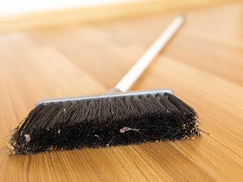 Bamberg: M&auml;nner streiten in Gruppenunterkunft Bamberg Ost mit Gabel und Besenstiel - beide leicht verletzt