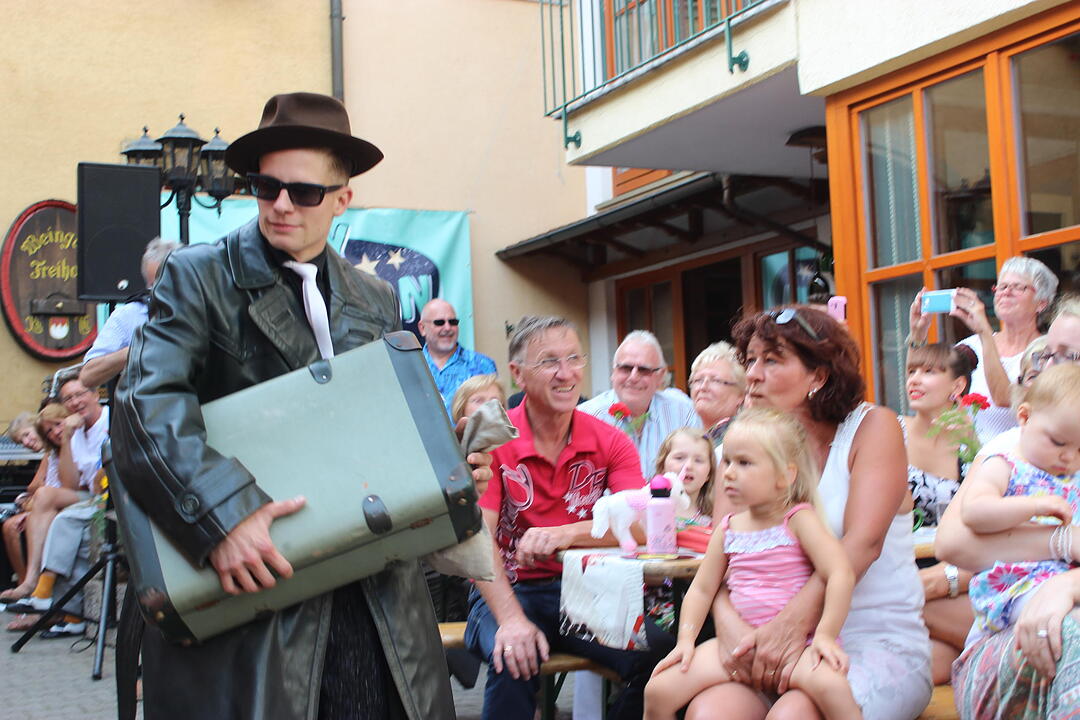 Modenschau im Freihof