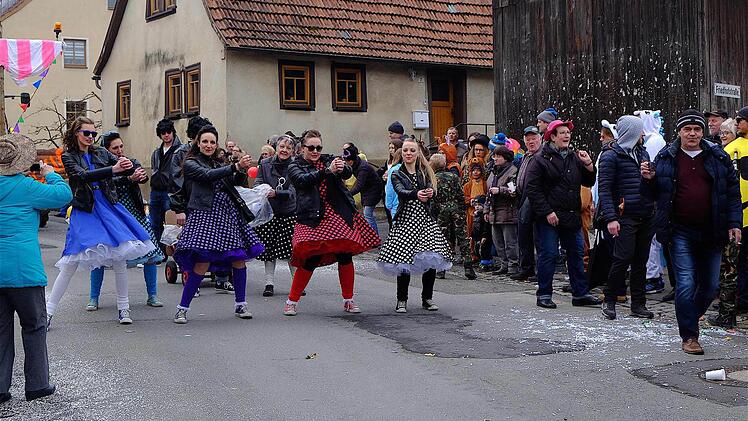 Faschingsumzug Schwärzelbach Foto: Gerd Schaar