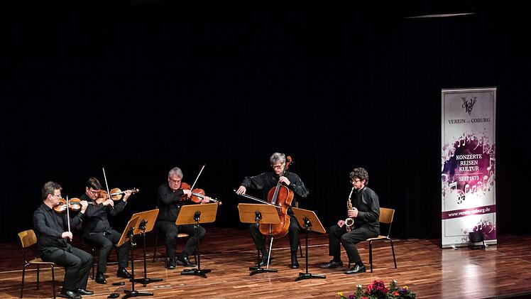 Das Vogler Quartett und der Saxofonist Christian Segmehl gastierten im Coburger Kongresshaus.Foto_Jochen Berger