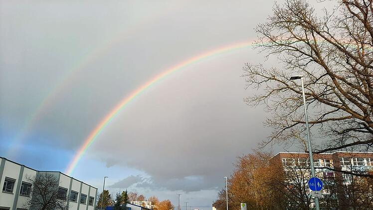 Bamberg: Regen, Sonne und spektakuläre Regenbögen - Video und Bilderstrecke zeigen Wetterphänomen