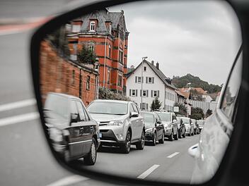Die Individualmobilität ist für Experten wie Cyrus Samimi immer noch einer der kritischen Bausteine, wenn es um die Reduktion von CO2 geht.