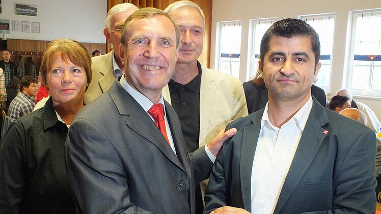 Halil Tasdelen (rechts) ist Direktkandidat der CSU bei den Landtagswahlen in Bayern.Foto:Schmidt