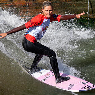 Die Surferwelle mitten in Nürnberg
