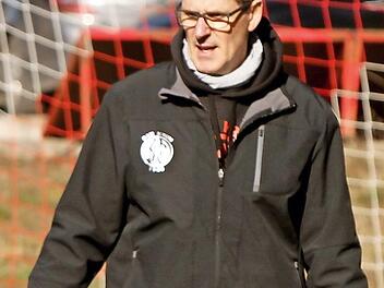 Unter dem neuen Trainer Manfred Fehlbaum schlug der FSV Krum den TSV Forst und sicherte sich nun einen Punkt beim Tabellenführer FT Schweinfurt.  Foto: G. Geiling