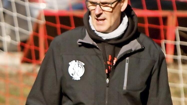 Unter dem neuen Trainer Manfred Fehlbaum schlug der FSV Krum den TSV Forst und sicherte sich nun einen Punkt beim Tabellenführer FT Schweinfurt.  Foto: G. Geiling