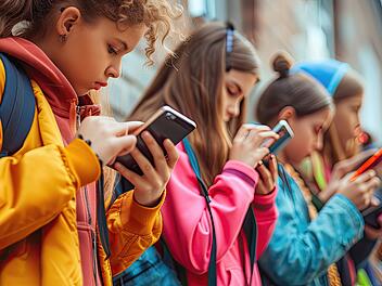 Griechenland plant Social-Media-Verbot f&uuml;r Kinder unter 15 ab 2027