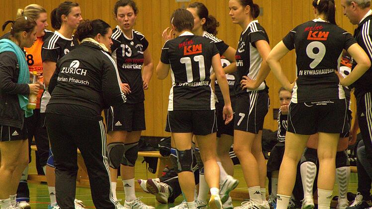 Rudelbildung während der Auszeit. Foto: Siegfried Thomas