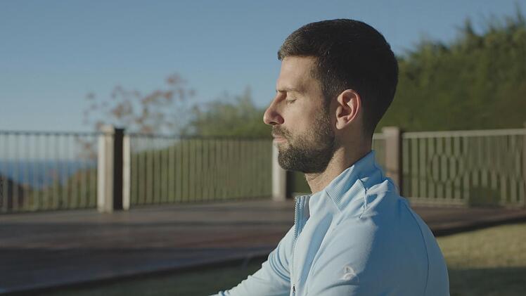Vor 18 Jahren gewann Novak Djokovic erstmals einen Grand-Slam-Titel. Bis heute geh&ouml;rt der 39-J&auml;hrige zur Tenniselite. Der Dokumentarfilm "Novak Djokovic: Der Wolf im Winter" zeichnet nun eine au&szlig;ergew&ouml;hnliche Karriere nach - auf und neben dem Court.
