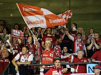 Auf inFranken.de gibt es noch Tickets f&uuml;r das Spiel am Donnerstag. Foto: Daniel L&ouml;b