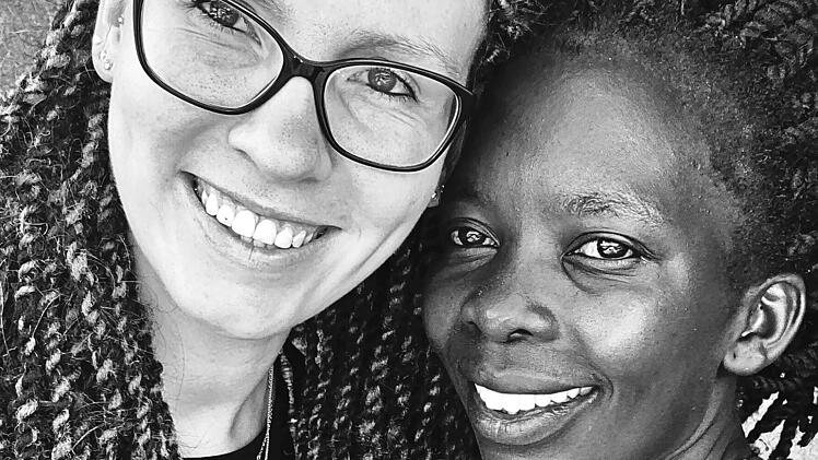 Christine Dittrich mit Josephine Nampeera