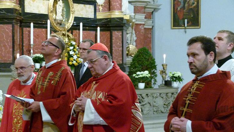 Pfarrer Anton Heinz, Kardinal Dominik Duka, Geistlicher Beirat Markus Goller und Anton Otte, Repräsentant der Ackermann-Gemeinde in Prag