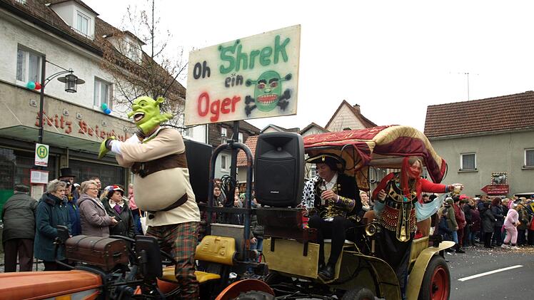 Impressionen vom Faschingsumzug in Steinwiesen. Foto: Susanne Deuerling