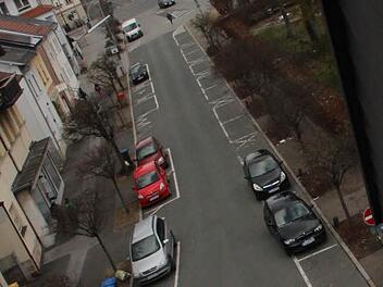 Kaum zu retten: die Bäume in der Eisbahn- und Klosterstraße. Foto: Josef Hofbauer
