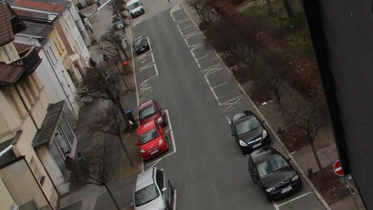 Kaum zu retten: die Bäume in der Eisbahn- und Klosterstraße. Foto: Josef Hofbauer