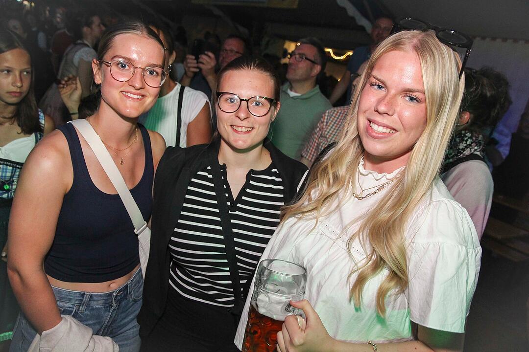 Super Stimmung beim Wiesenfest.