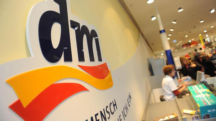 Der Erbe der Drogeriekette "dm", Kevin Lehmann, ist 2021 als jüngster Milliardär auf die Forbes-Liste der Superreichen gekommen. Archivbild: Julian Stratenschulte/dpa