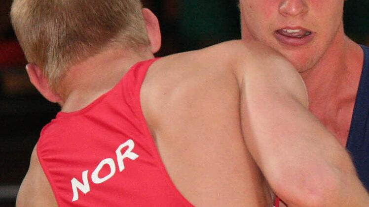 Der Lichtenfelser Hannes Wagner traf im Viertelfinale auf den Norweger Alexander Burger, den er mit 2:1 bezwang. Foto: Jörg Richter