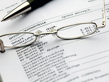 Rente und Krankenkasse: Helfen weniger Leistungen gegen steigende Sozialabgaben?